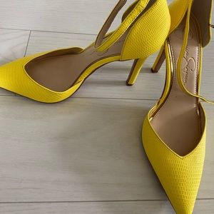 Jessica Simpson Yellow Pumps
